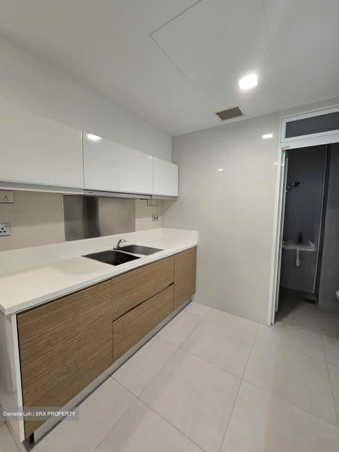 Marina Bay Residences (D1), Condominium #582353061